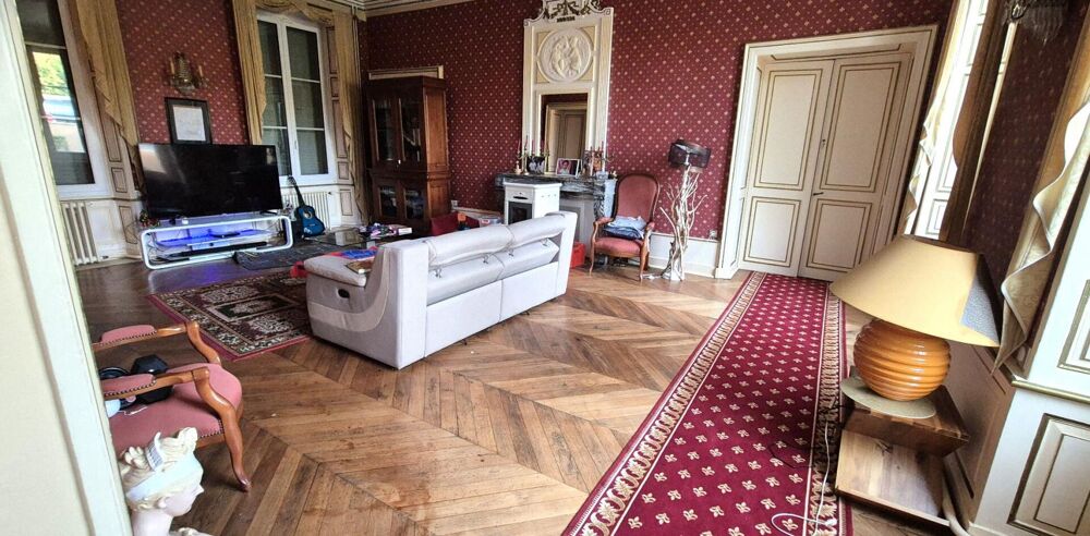 Vente Propriété/Château Belle Demeure ou Château de 415 m² à Réhabiliter et Restaurer avec Cour, Garage, Terrasses, Cave voûtée, Chaufferie Fioul et Poê Saint dizier
