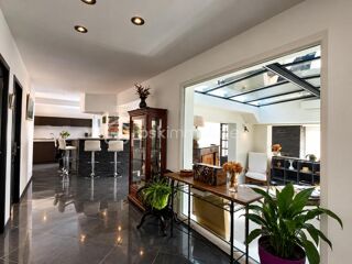 Villa à vendre 8 pièces 227 m²