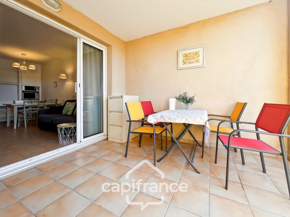 appartement REZ de JARDIN,résidence du lac, 31 m2, chambre ouverte, grande salle de douche, rangements, cave collective