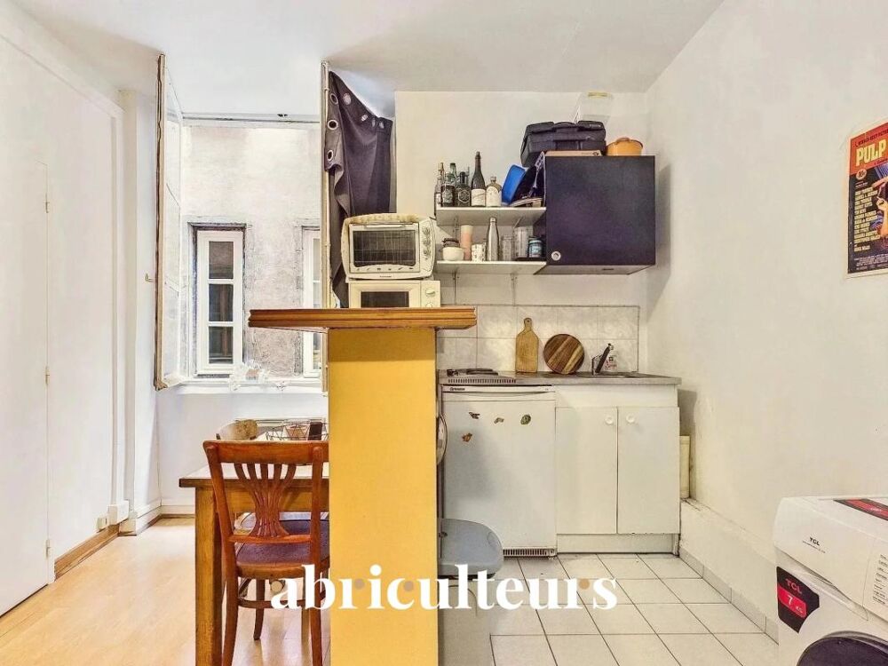 Vente Appartement Appartement lumineux de 27 m² à rénover, emplacement d'exception entre Terreaux et Saint-Nizier – Investissement idéal Lyon 1