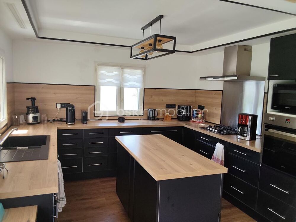 Maison 5 pièces 149 m² · à Homblieres · 149 m² · 241 000 €