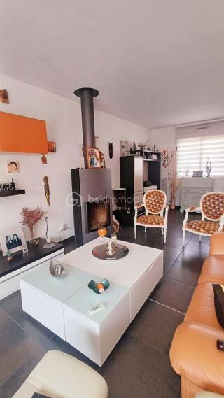  Maison � vendre 4 pi�ces 145 m�