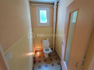  Propriété/château à vendre 6 pièces 148 m²