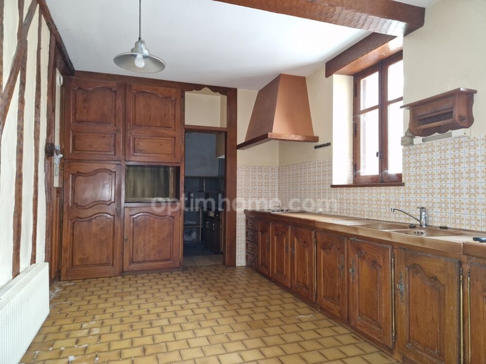 Maison de 220m² à MONNAIE (37), jusqu'à 7 chambres, possibilité de partie locative ou cabinet professionnel