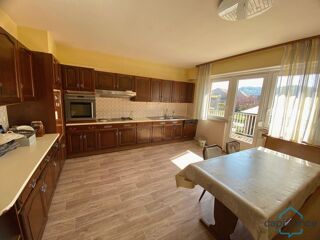  Maison � vendre 8 pi�ces 240 m�