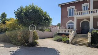  Propriété/château à vendre 10 pièces 233 m²