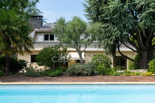  Propriété/château à vendre 11 pièces 328 m²