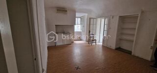  Maison  vendre 9 pices 210 m
