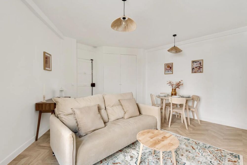 Vente Appartement Appartement meublé 43 m² avec vue dégagée Courbevoie
