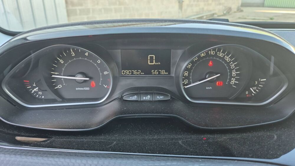 2008 I 1.2 PureTech 110 Style 2017 occasion 80600 Doullens