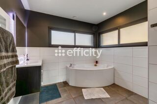  Maison � vendre 8 pi�ces 242 m�