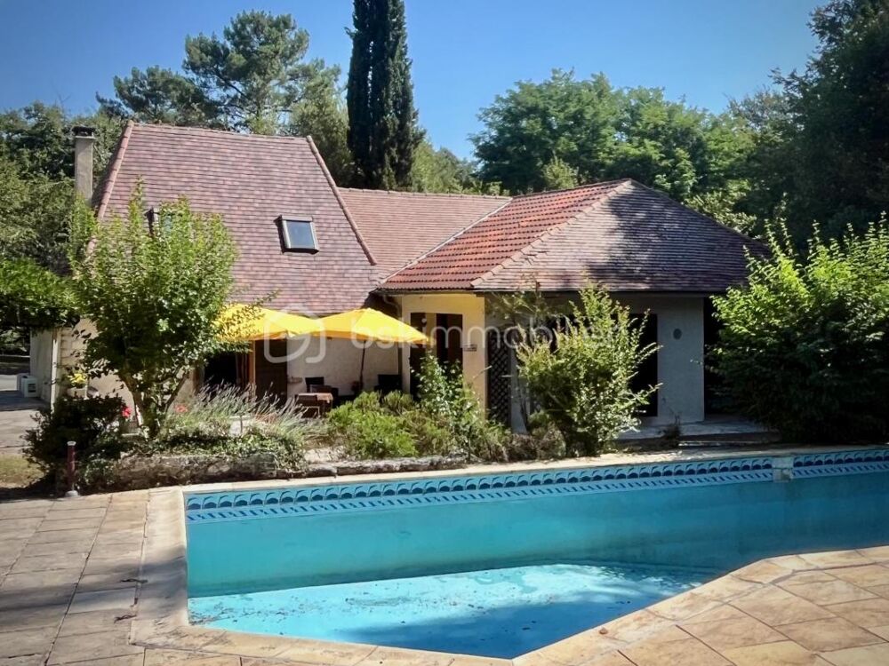 PROPRIÉTÉ DE CARACTÈRE AVEC PISCINE ET PARC DE 2 HECTARES