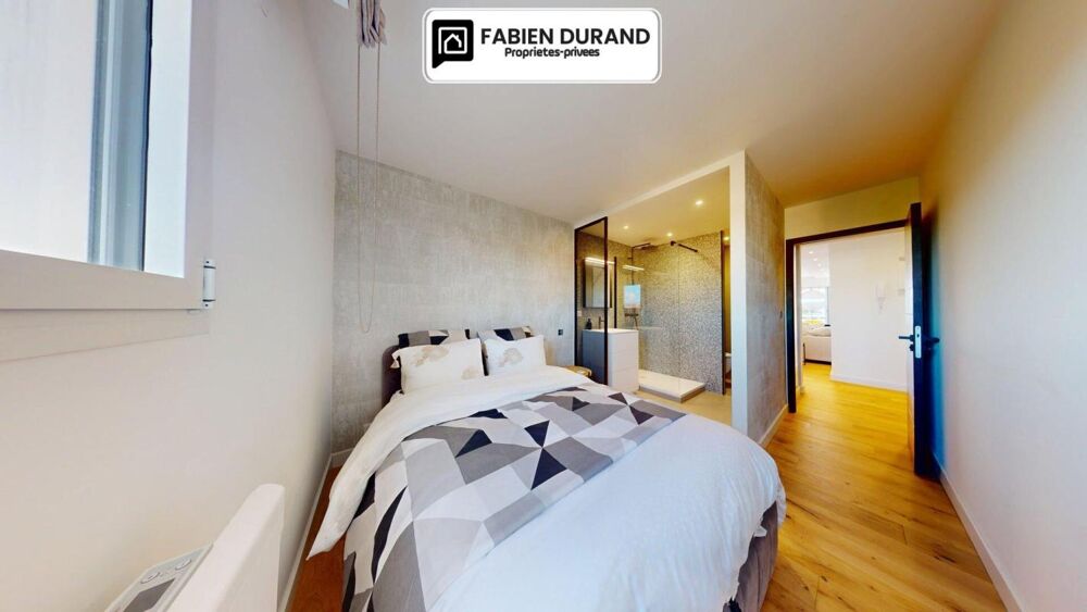 Vente Appartement Appartement Unique à Frejus  Plage 3 pièce(s) 70 m2 avec Garage Cave Parking Frejus