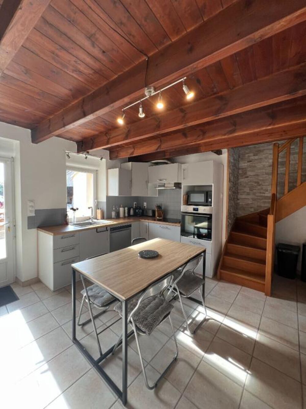 Vente Maison Maison La Regrippière 4 P . 2 Chs . Bureau . 90,11 M² . Garage . T 310 M² La regrippiere