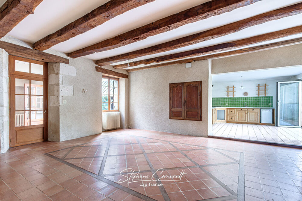 Maison familiale de 190m² avec dépendances au coeur de Neuvic
