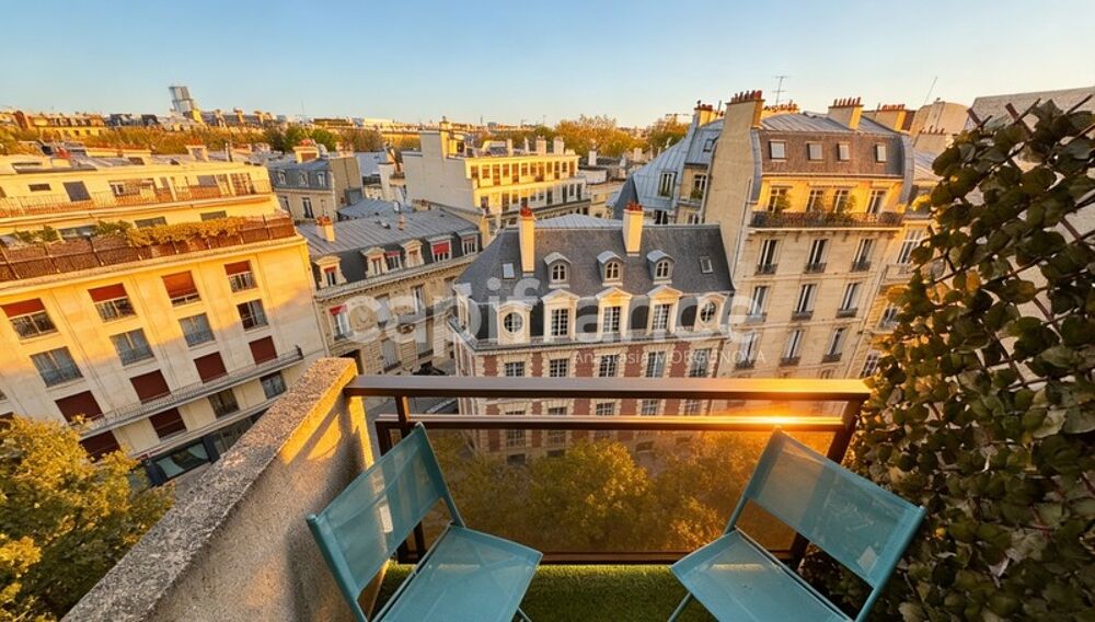Paris 8e  Rue de Courcelles  Parc Monceau