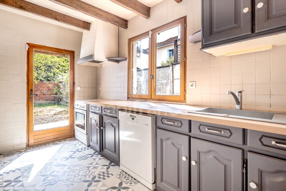 Vente Maison Maison à vendre 7 pièces VERSAILLES (78) Versailles