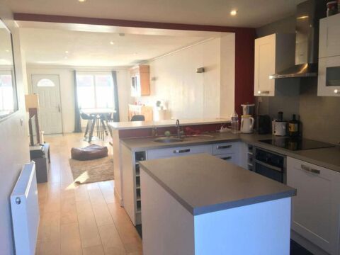   T2 PROCHE GARE ET CHR EN RDC, AVEC UN BEAU JARDIN Appartement - 2 pi�ce(s) - 66 m�