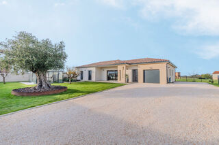  Maison  vendre 5 pices 132 m