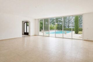 Villa à vendre 7 pièces 375 m²