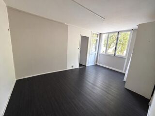 Vente Appartement T1 transformable en T2, 27m2, avec balcon et vue arborée Lyon 5