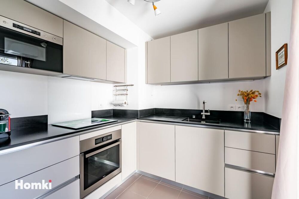 Vente Appartement Appartement T5 de 99 m² à Bordeaux 33300, Rue Paule Marrot Bordeaux