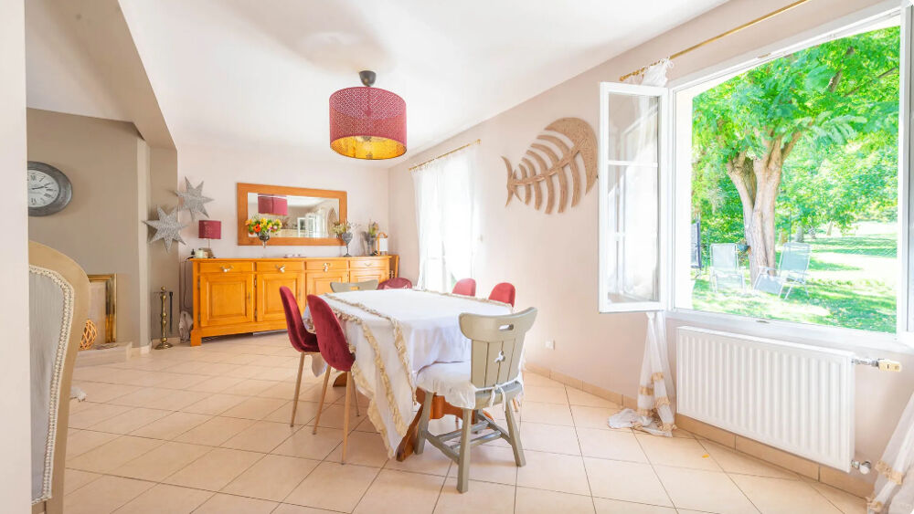 Vente Maison Maison Ronquerolles 7 pièce(s) 140 m2 Ronquerolles