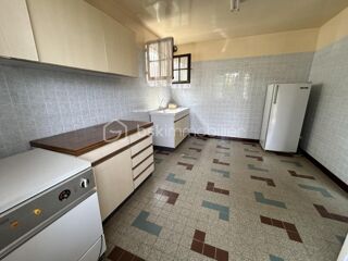  Propri�t�/ch�teau � vendre 10 pi�ces 236 m�