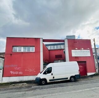  Immeuble � vendre 700 m�