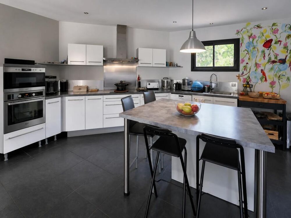 150 m² de confort sur 1 396 m² de terrain