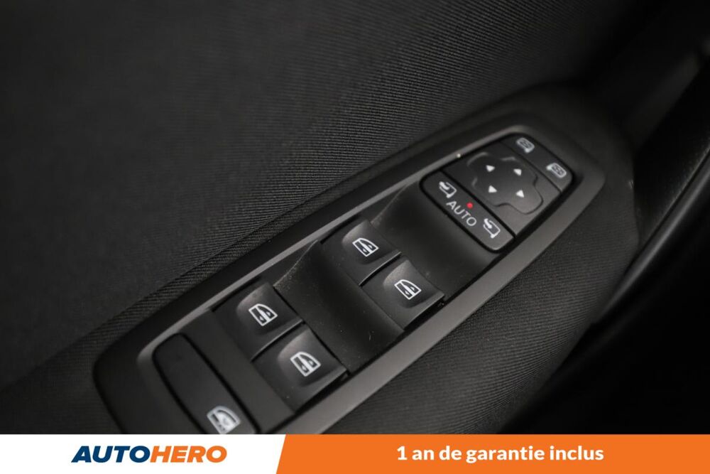 M&eacute;gane 1.3 TCe Zen 140 ch 2019 occasion 92130 Issy-les-Moulineaux