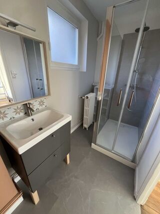  Appartement à louer 2 pièces 38 m²