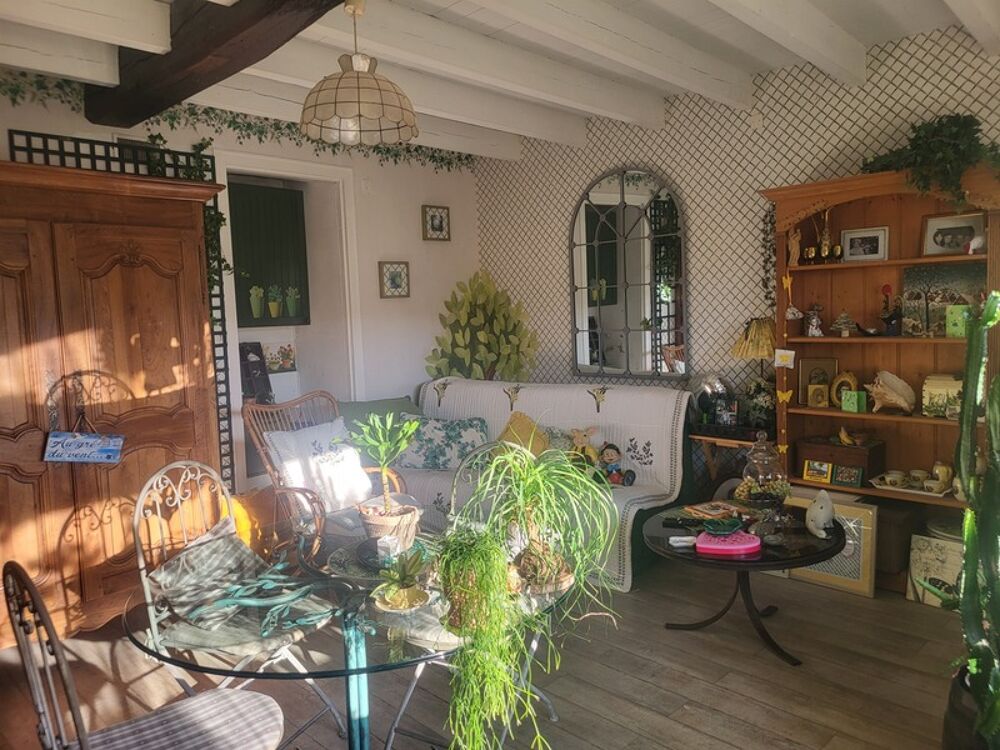 Maison à vendre 4 pièces LOUIN (79) Terrain clos 478 m²
