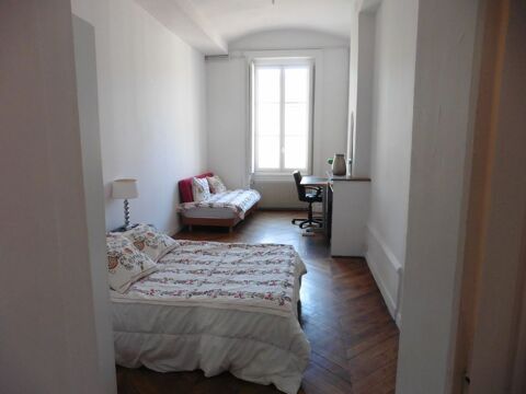  Appartement � louer 5 pi�ces 25 m�