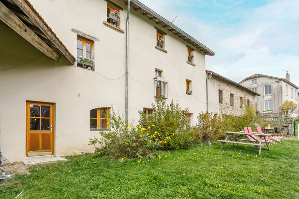? Maison principale+gîte indépendant  5 588 m² de terrain  revenus locatifs  Grandrif (63)-Livradois-Forez- Col Des Pradeaux