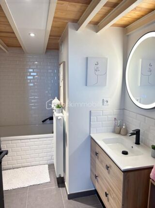  Loft à vendre 3 pièces 66 m²