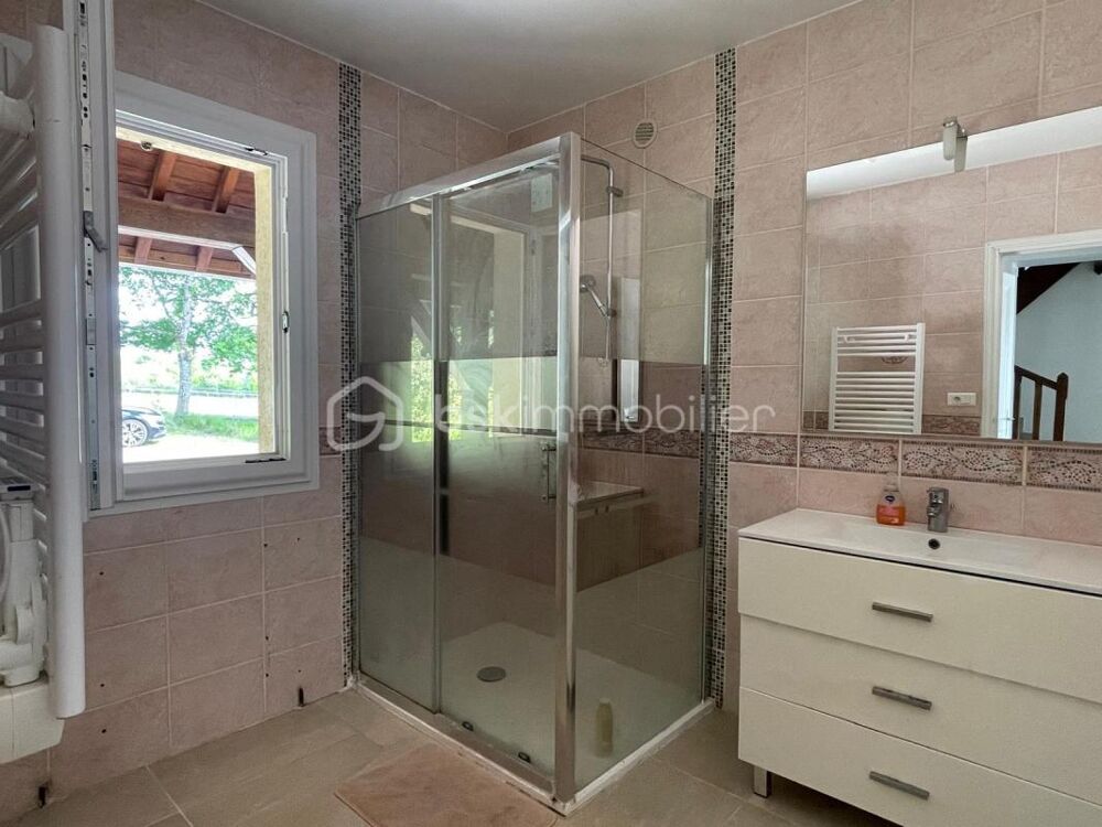MAISON 225m² sur terrain de 2000m²