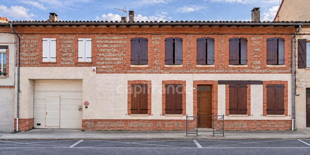 Vente Maison RIEUMES – maison T8 de 208 m², 200 m² de dépendances, combles aménageables de 90 m² et terrain de 1 500 m² – DPE C Rieumes