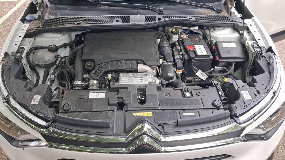 C4 X 1.2 PureTech 130 EAT8 Shine 2023 occasion 30100 Ales