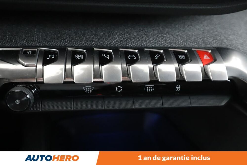 3008 1.2 PureTech GT Line 130 ch 2019 occasion 92130 Issy-les-Moulineaux