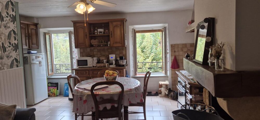 Vente Maison Maison de village en pierre d'environ 120 m² avec terrain non attenant – Pont-de-Salars Pont de salars