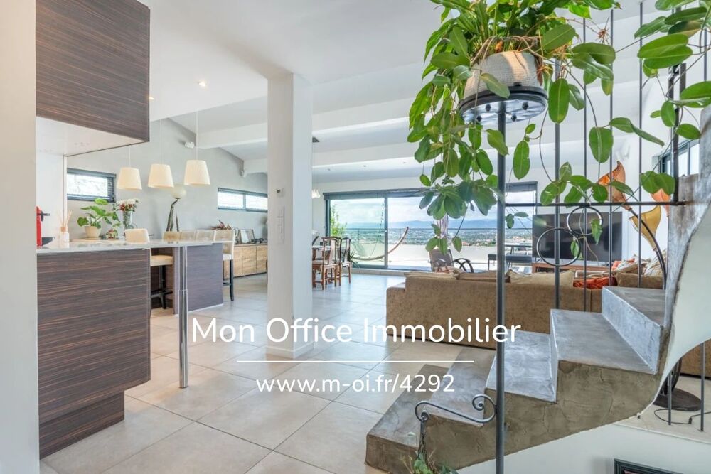 Vente Maison Référence : 6690-SIC - EXCLUSIVITE Villa loft vue panoramique Saint Raphaël Saint raphael