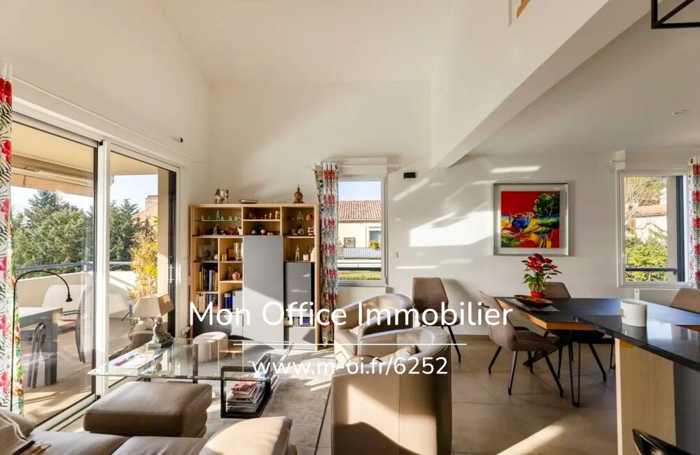 Référence : 6662-ABO. - Appartement Duplex dernier étage, T4 vue Sainte Victoire dégagée, au calme avec terrasses + 1 Box fermé