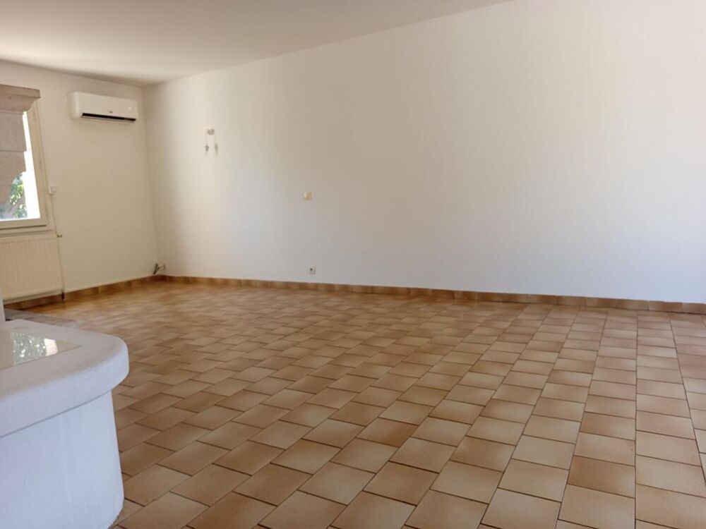 Villa Plain Pied 129m² , 4 chambres sur Terrain de 944m², Saint Paul Trois Châteaux 269 000HAI