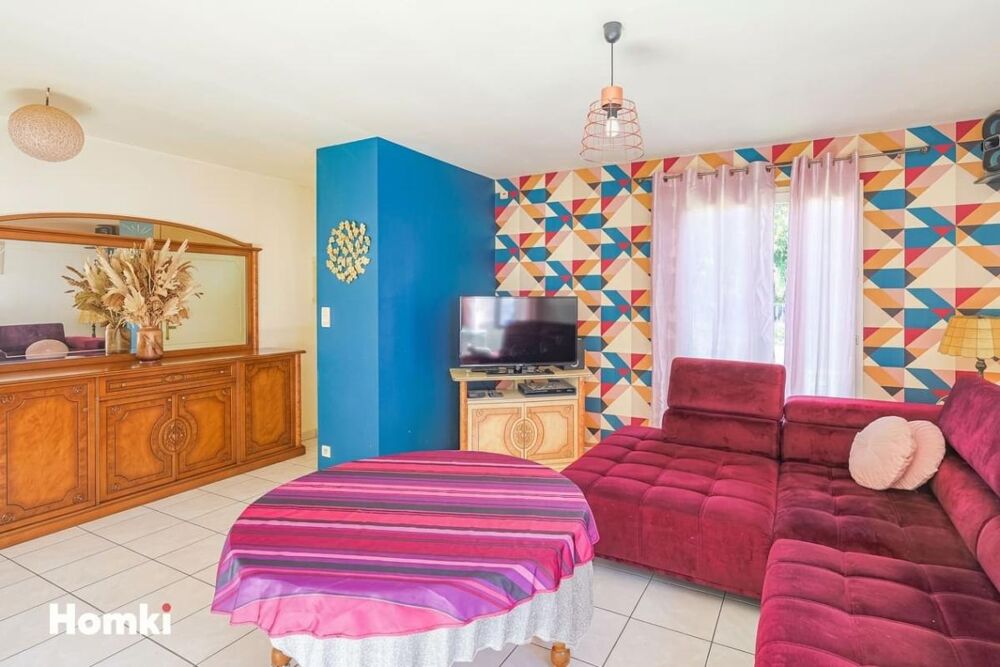 Vente Maison Maison de plain-pied – 4 chambres, piscine et grand garage – Montauban Montauban