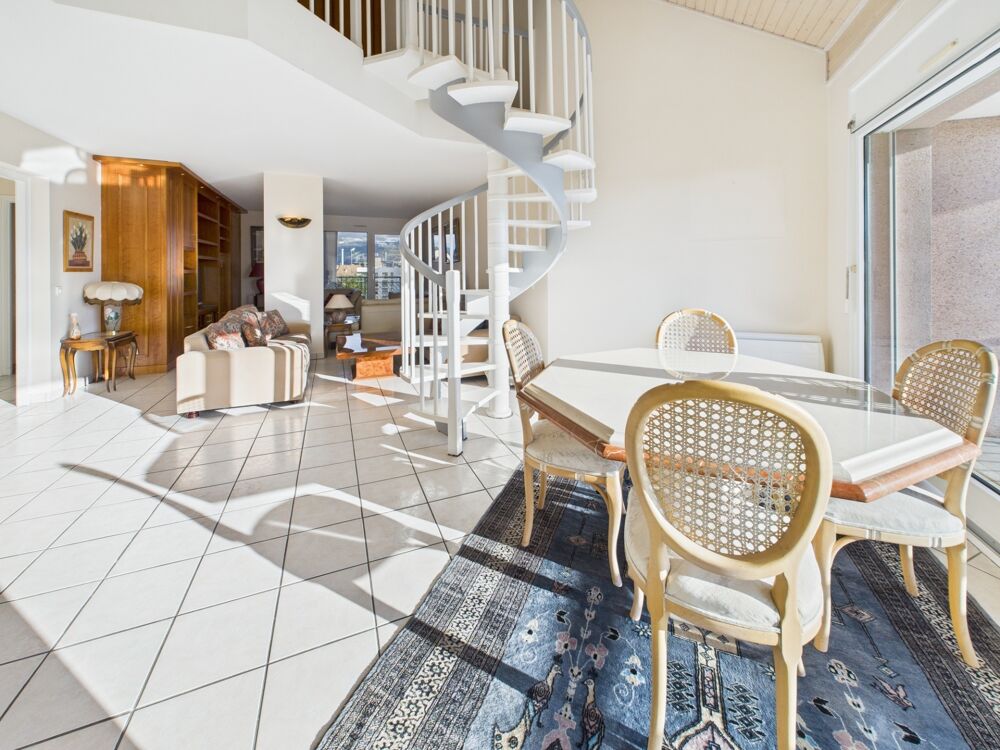 à vendre  Appartement Ambilly (74100)