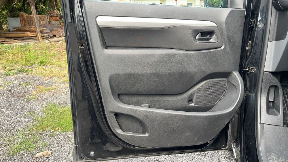 Proace II 2.0 D-4D 180 BVA8 Business Cabine Approfondie Medium - 5 2022 occasion 63000 Clermont Ferrand