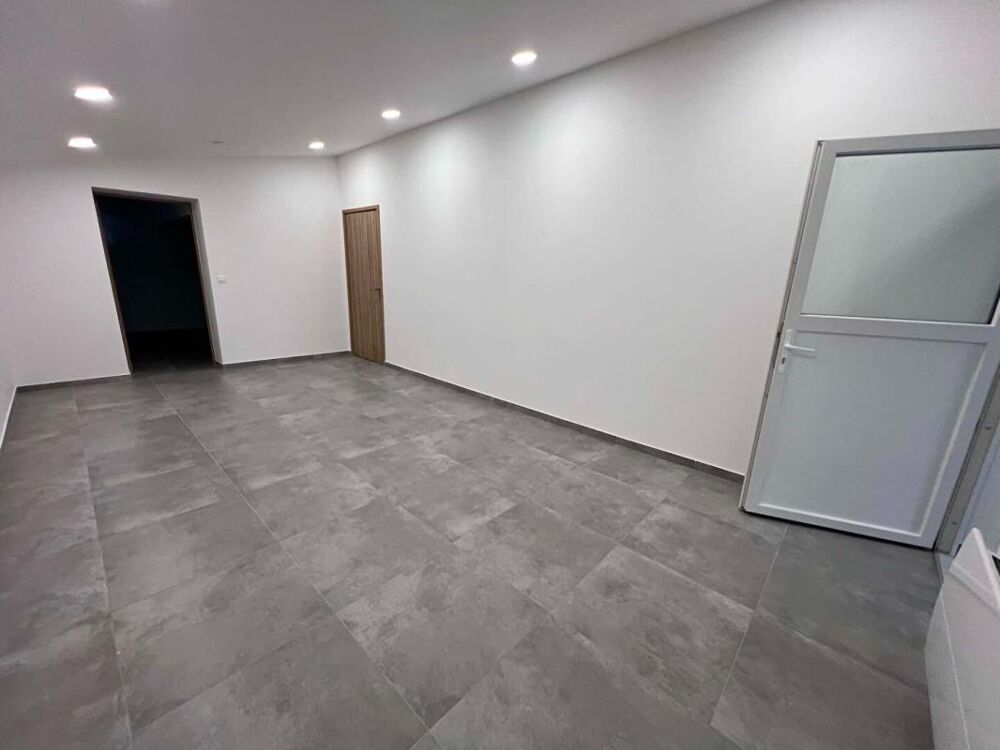   PONT SAINTE MAXENCE - LOCATION BUREAUX 77 m², RDC Pont sainte maxence
