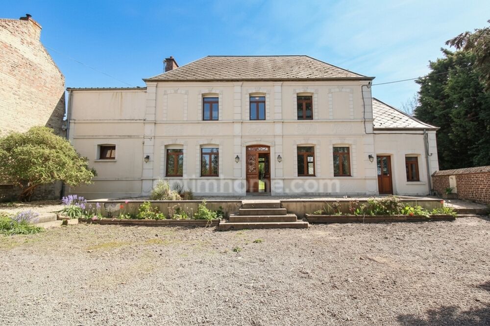 Maison 9 pièces 221 m² · à Marquion · 221 m² · 296 000 €