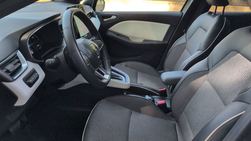 Clio V 1.6 E-Tech 145 Hybrid EDC Techno - Premi&egrave;re main 2023 occasion 69190 Saint Fons